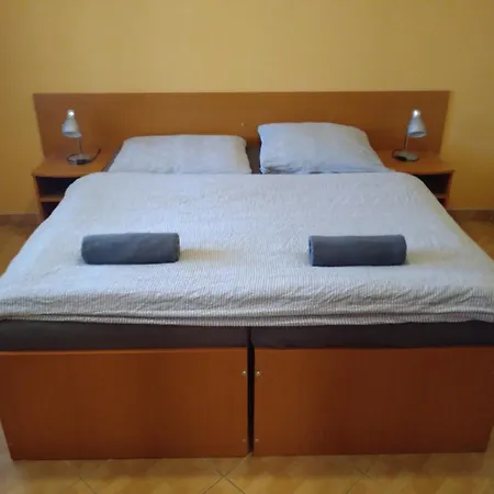 Apartmany Pod Sjezdovkou Cervena Voda Exterior photo