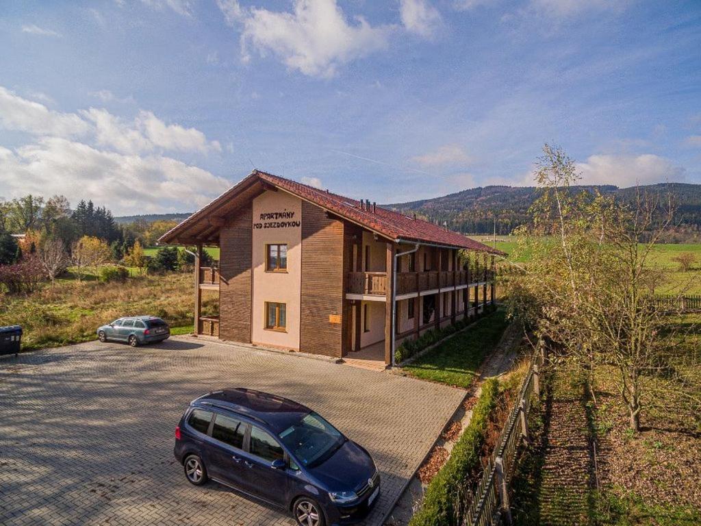 Pod Sjezdovkou Apartment